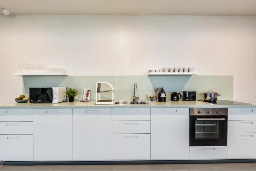 Apartment Modern And Huge 3bd For 10 Guests In Le Marais! *