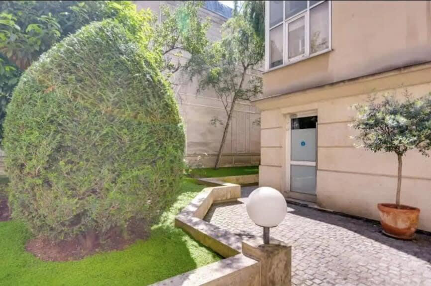 Modern And Huge 3bd For 10 Guests In Le Marais! Paris