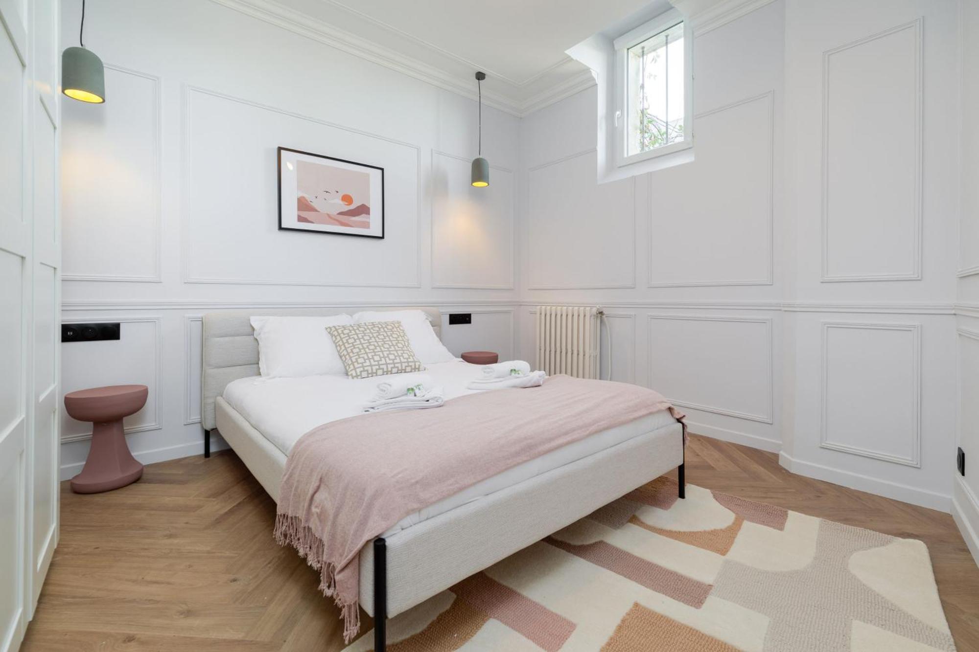 Poetic - Champs Elysees Apartment *