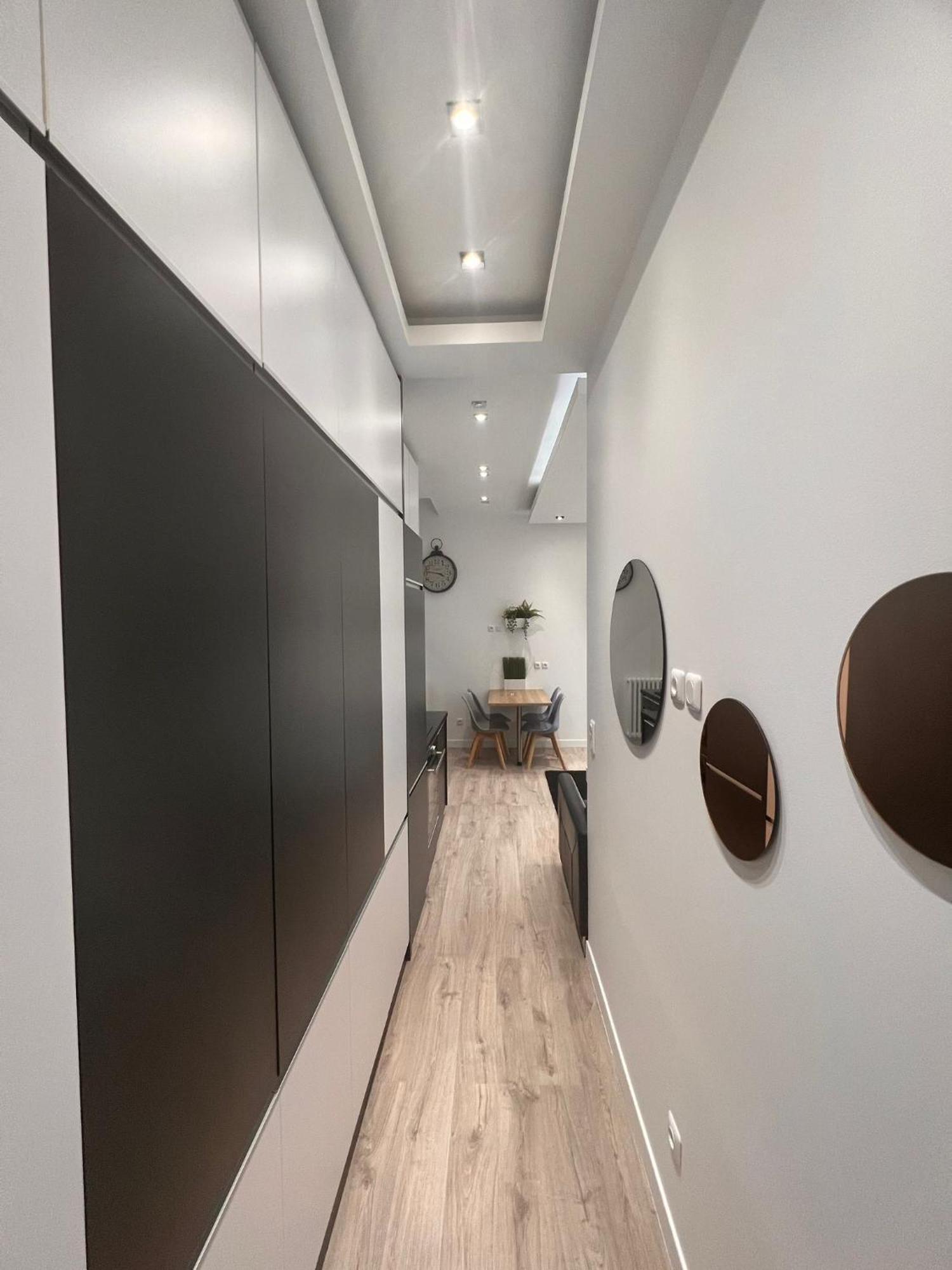 Cosy Champs-elysees - Hala Apartment *