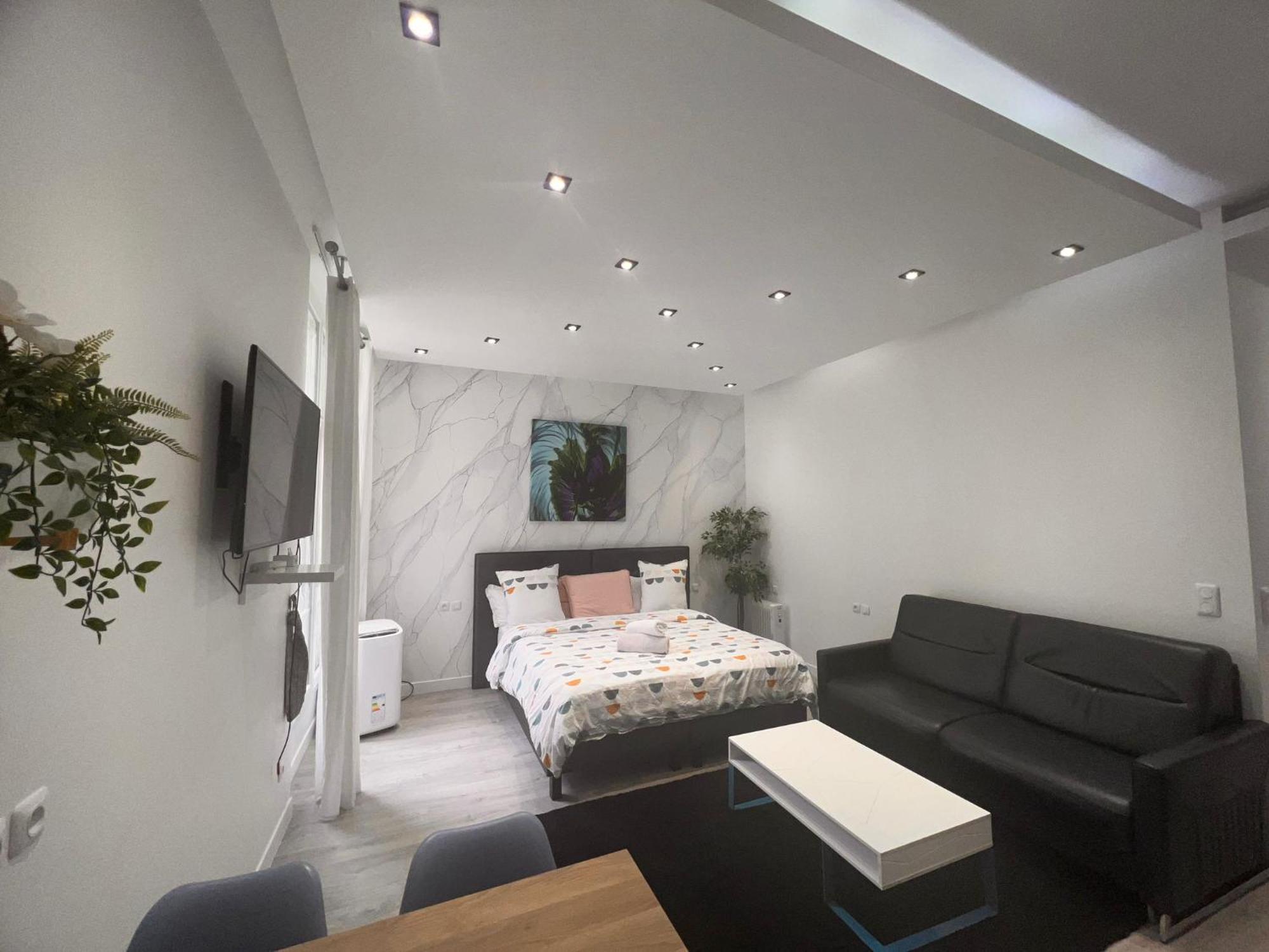 Apartment Cosy Champs-elysees - Hala *