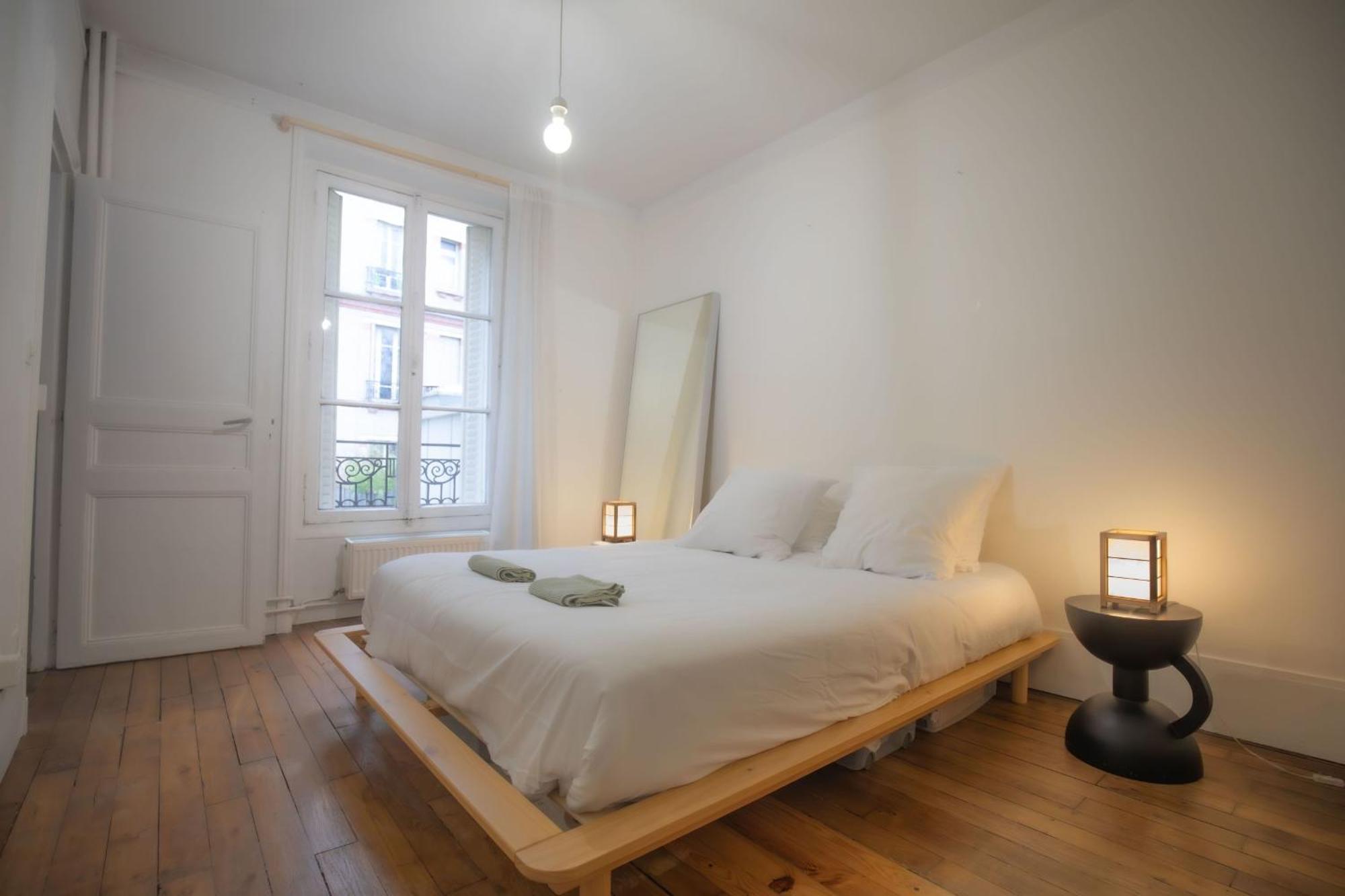 Apartment Lovely Spacious Cocoon In Paris