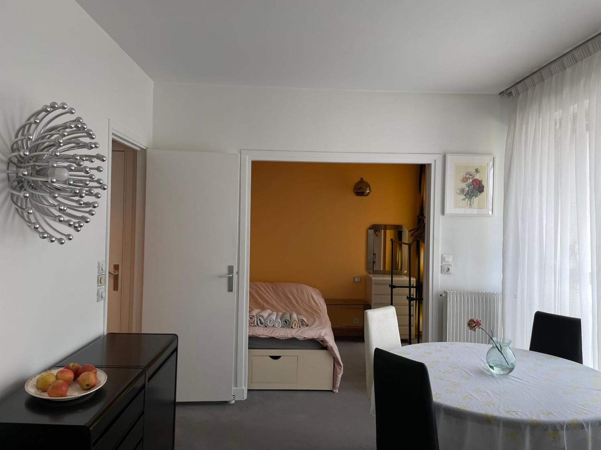 Apartment Big With Terrace & Location *