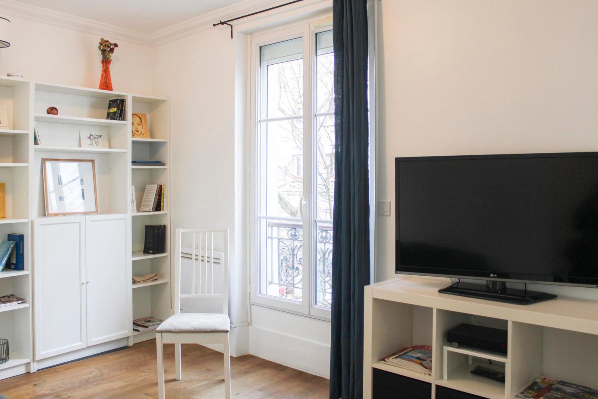 Nice Close To Gambetta * Paris