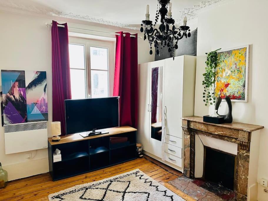 Anime Et Nifty A Paris/denfert Rochereau Appartement Paris