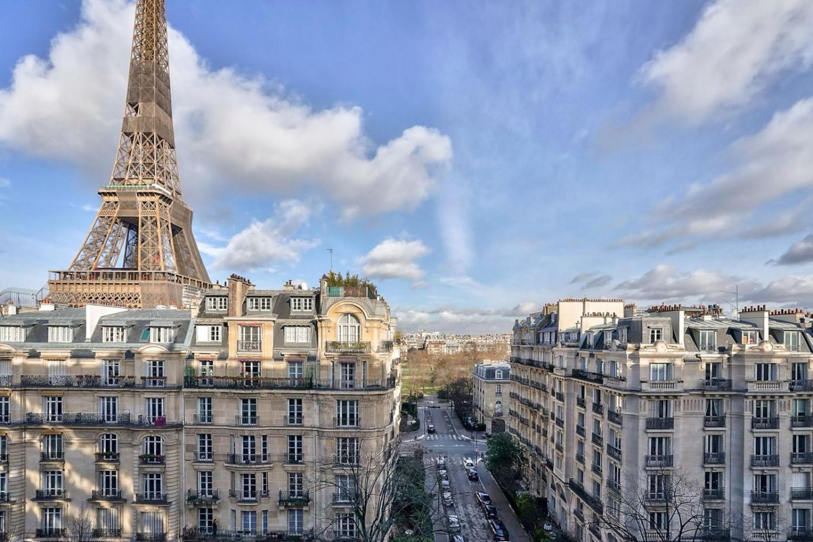 Magnifique 80 M2 Face Tour Eiffel Appartement