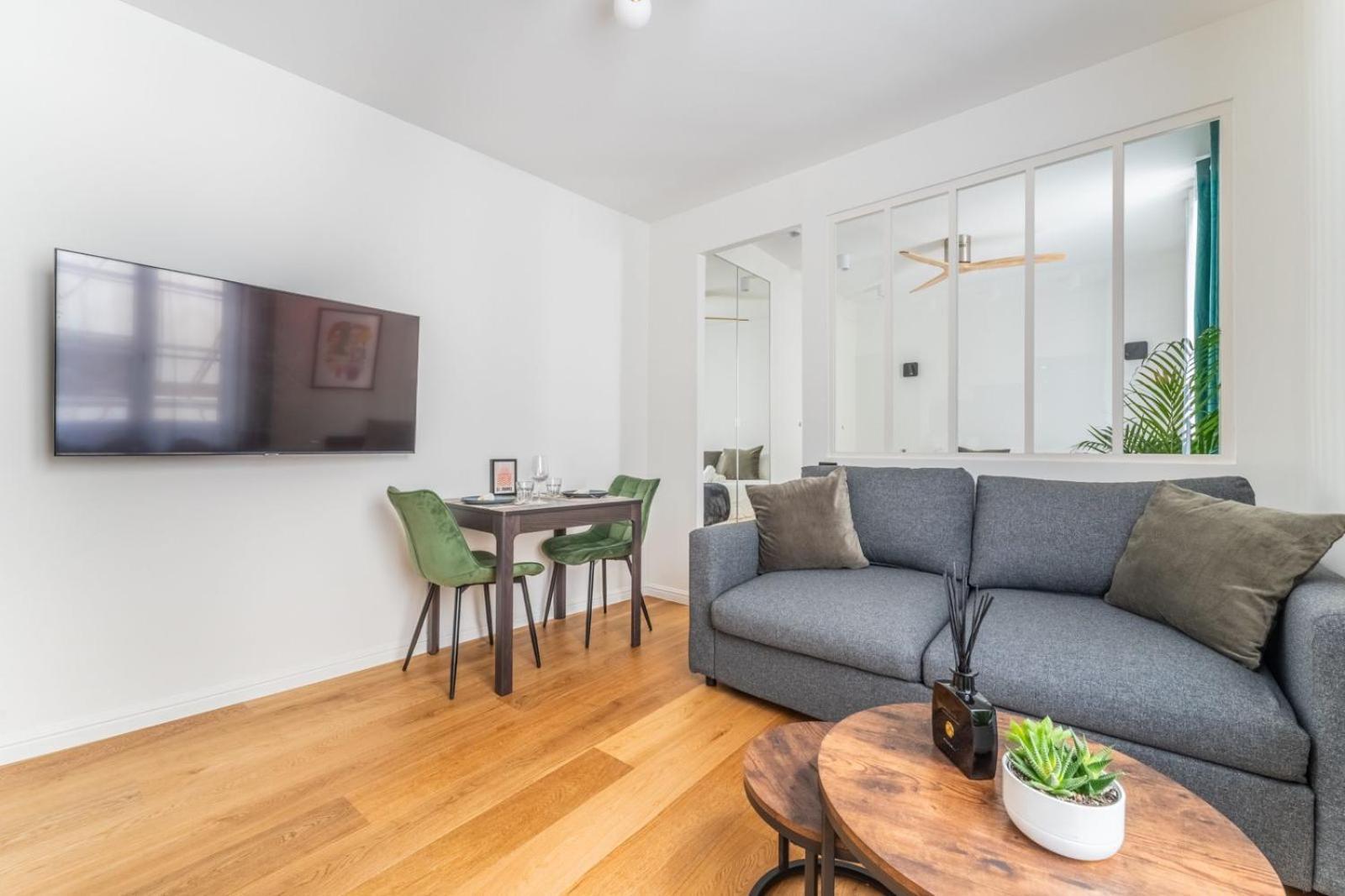Luxurious In Center Of Appartement Paris