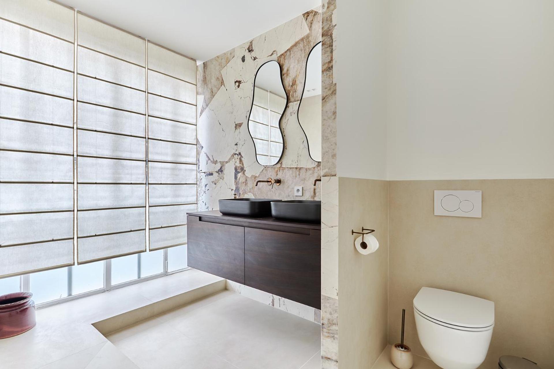 Sublime 3 Bedrooms Center Of By Prestige Appartement