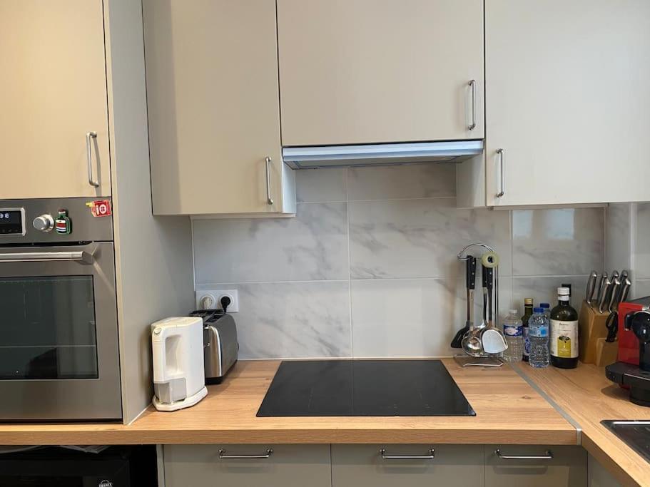 West Livingtrendy Area Spacious 2br Opera Montmartre Appartement Paris