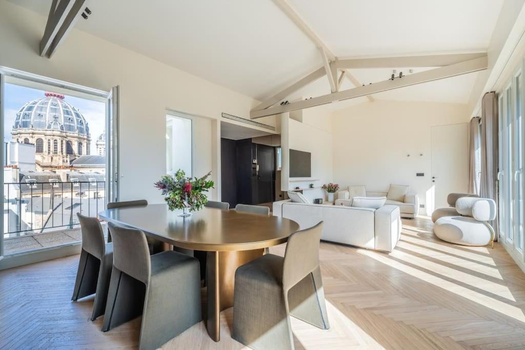Luxueux Haussmannien Avec Vue Sur Apartment