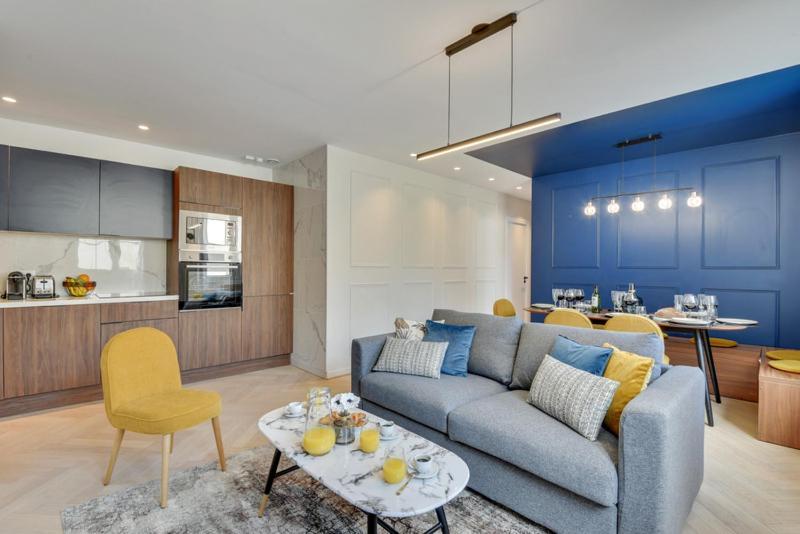 219-suite Katia - Superb *