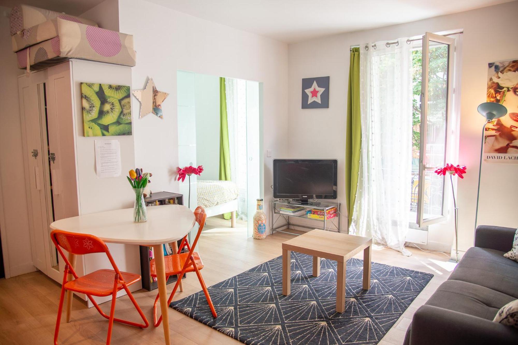 Appartement Tres Agreable Pres Du Canal St Martin *