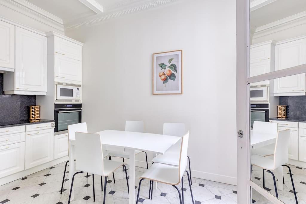 Familial Proche Tour Eiffel Appartement