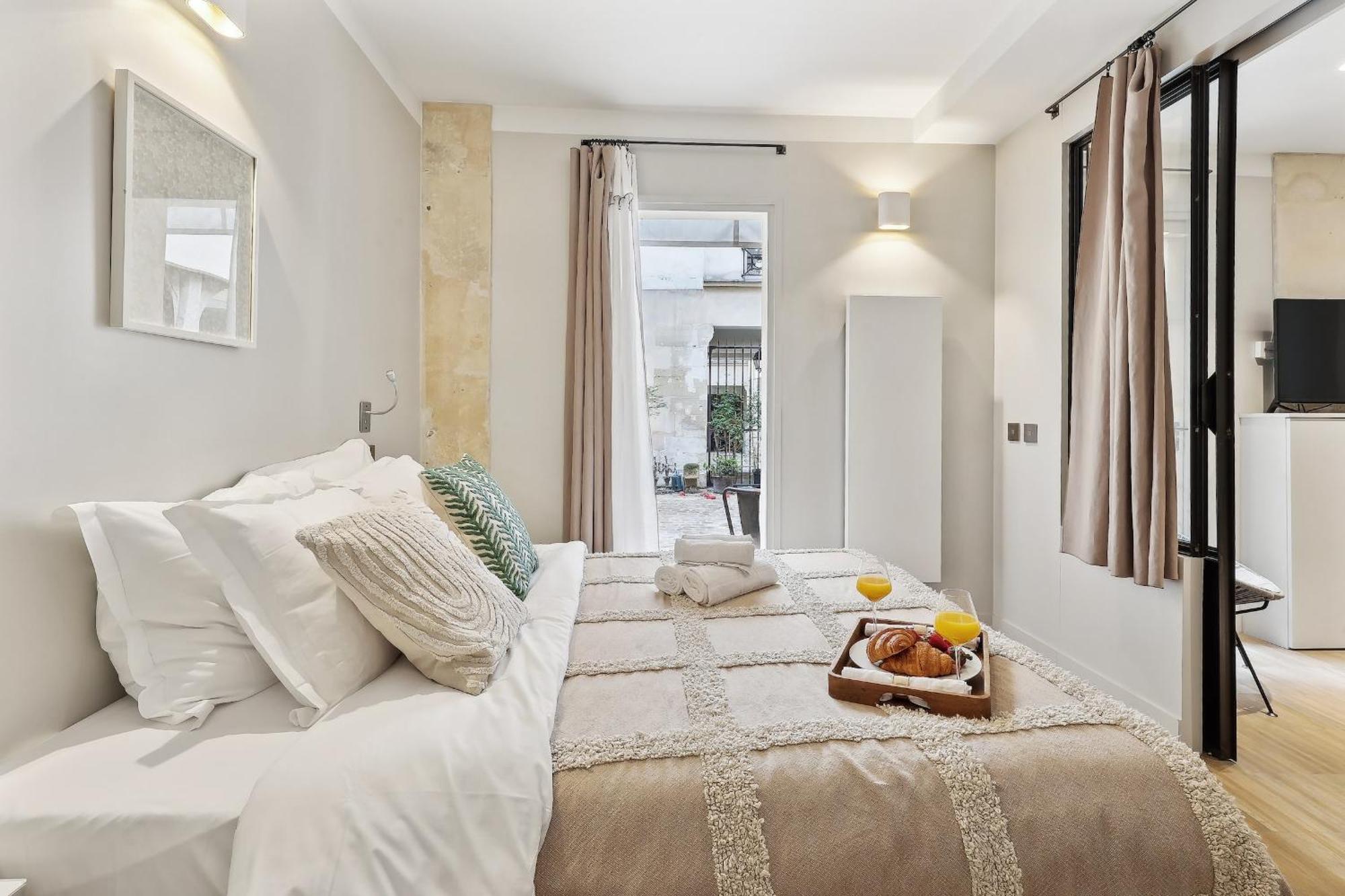 Appartement Le Marais & Place Des Vosges - Cityapartmentstay Paris