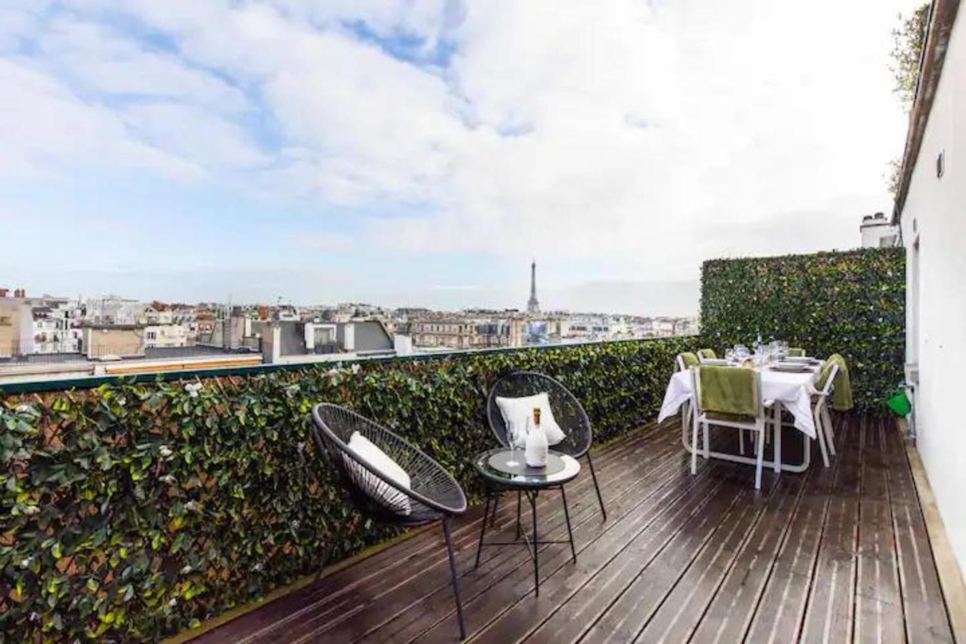 Aparthotel In Special Location Tower Eiffel Paris