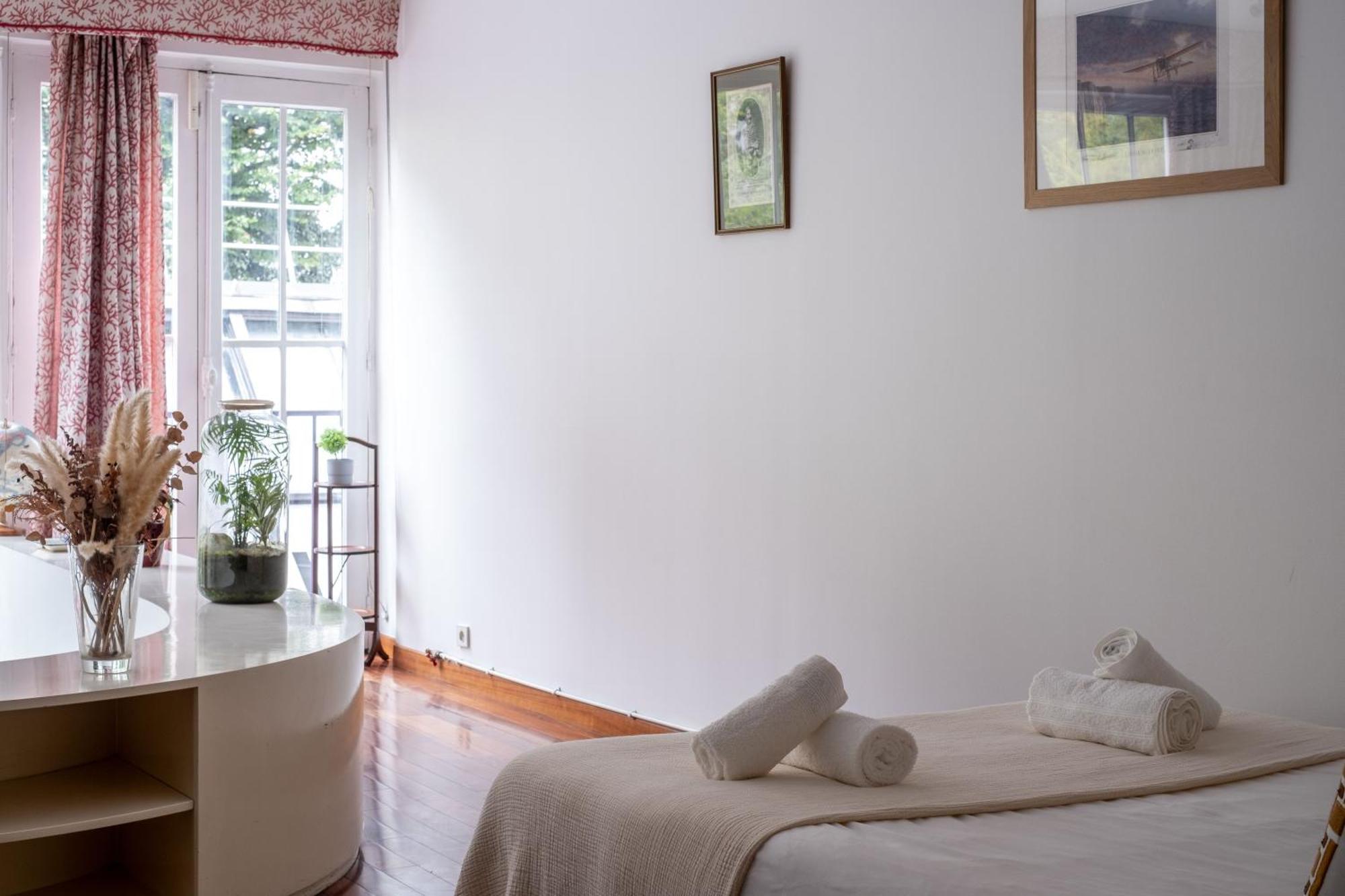 Loft D Exception Au Pied Des Champs-elysees * Paris