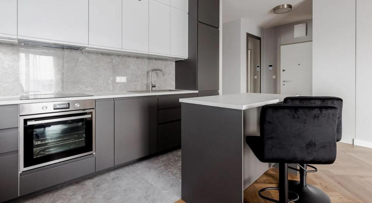 2 Chambrecheckprofile Apartment Paris