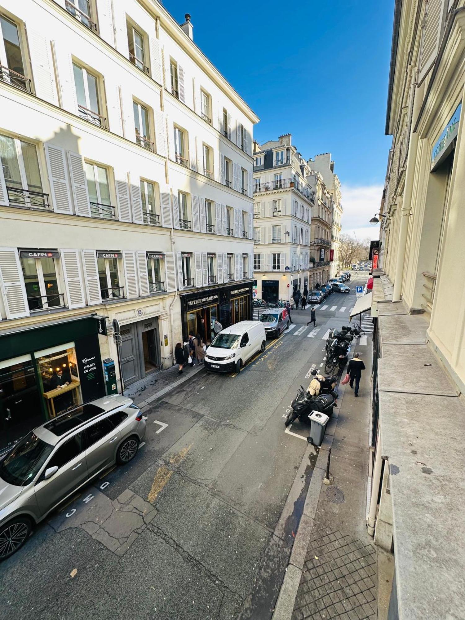 Studio Champs Elysees Ponthieu Apartment