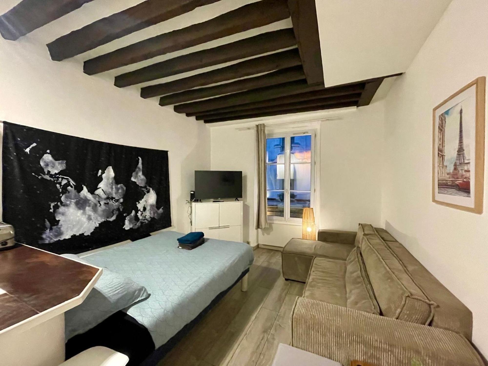 Studio Champs Elysees Ponthieu Apartment