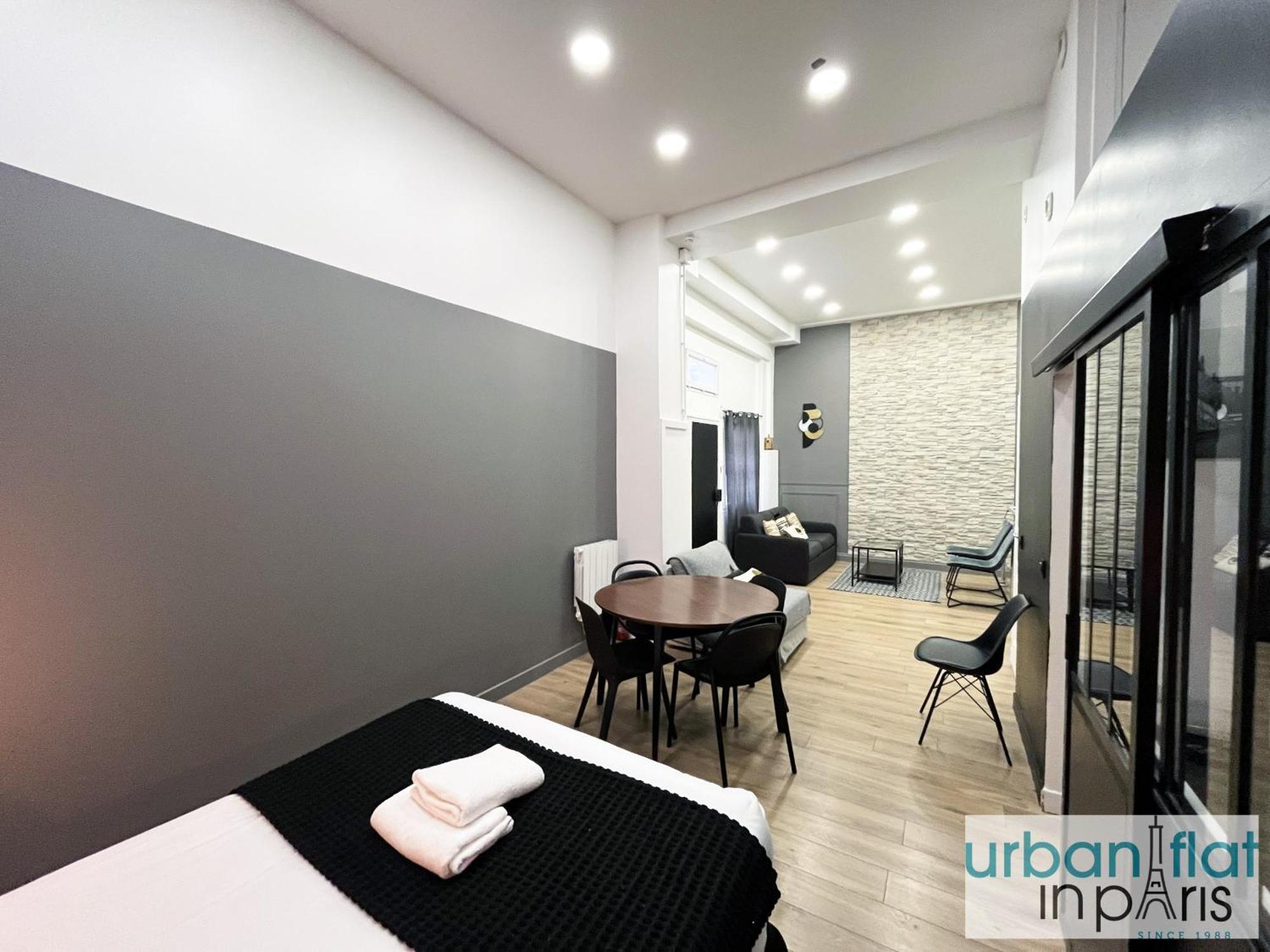 Apartment 05 - Parisian Design Loft