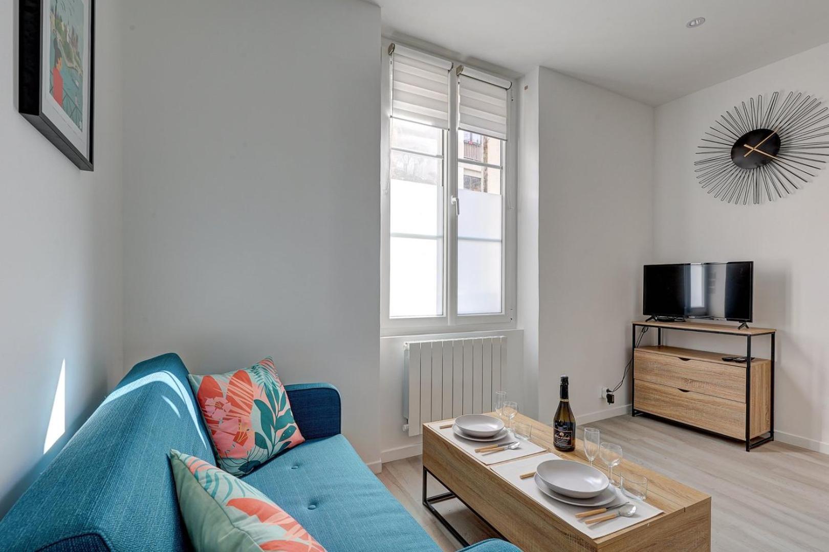 588 Emmeline - Superb In Apartment Paris