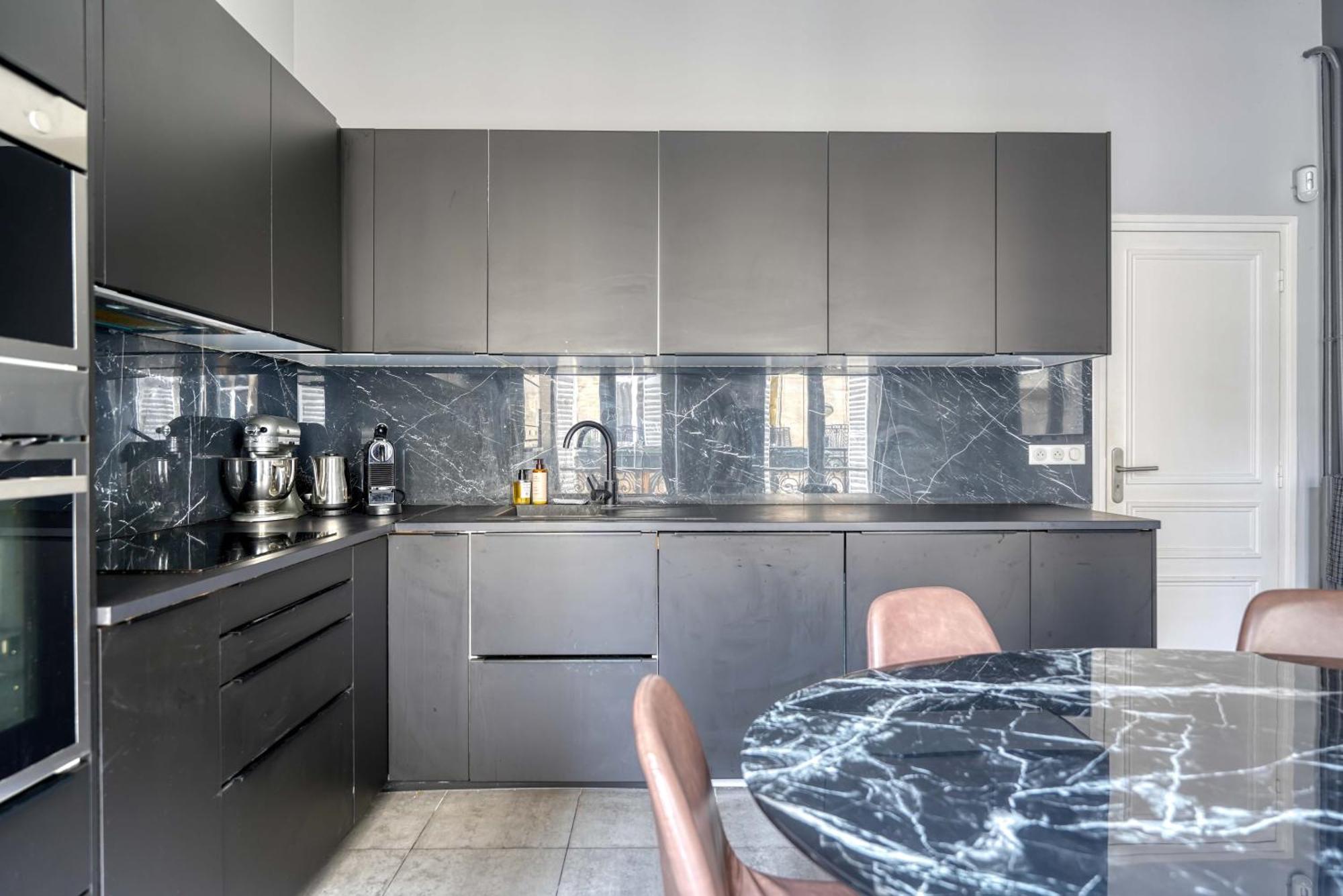 Apartment Bugeaud Luxury Paris