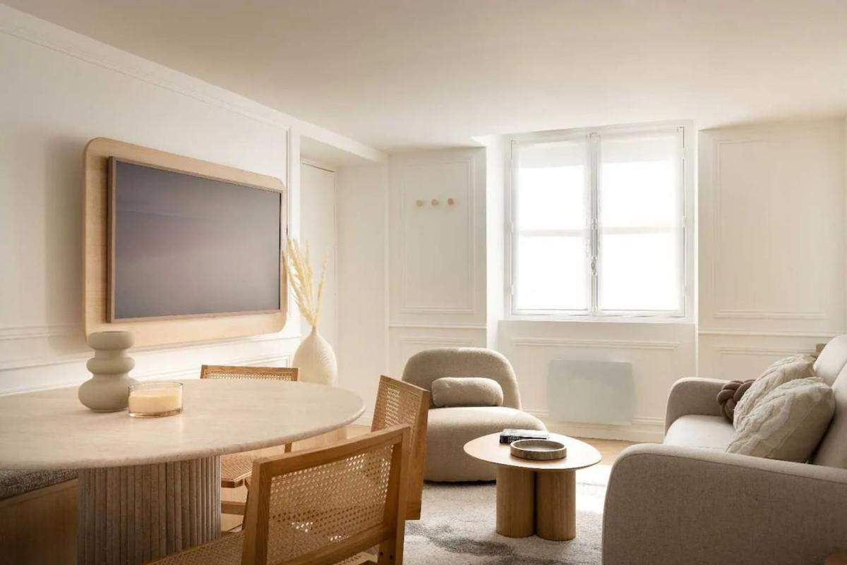 Chic With Ac 3br 6p Palais Garnier Apartment *