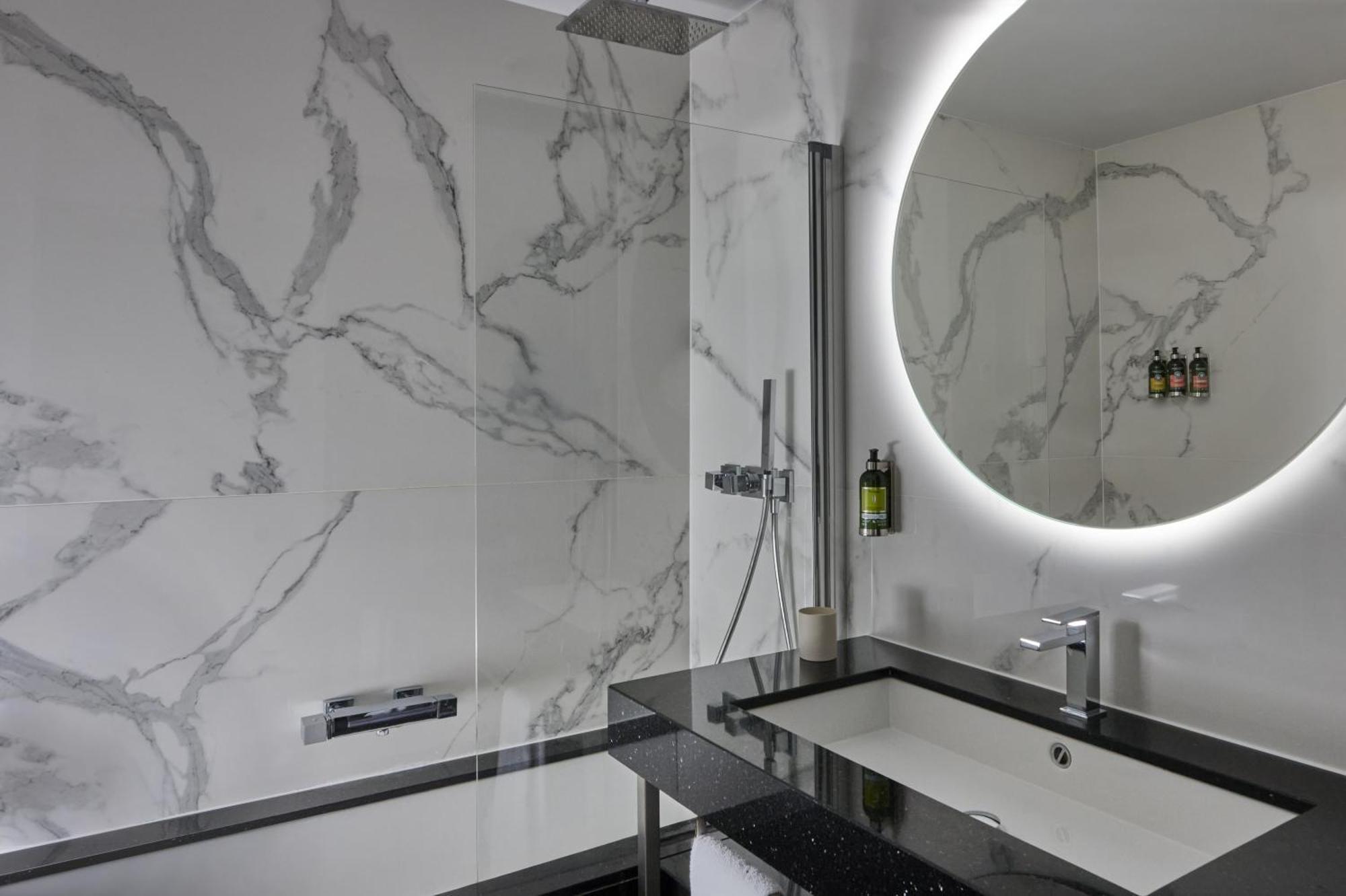 Fraser Le Claridge Champs-elysees