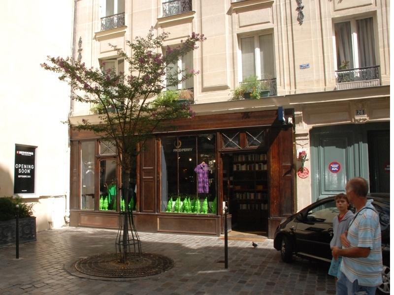 Apartment Le Marais Rosiers Paris