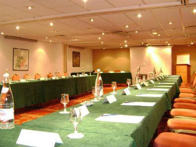 Median Congres 3* Paris