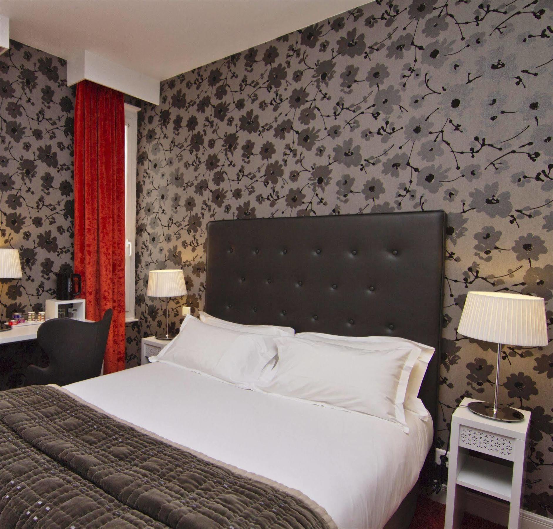 Plaza Etoile Paris
