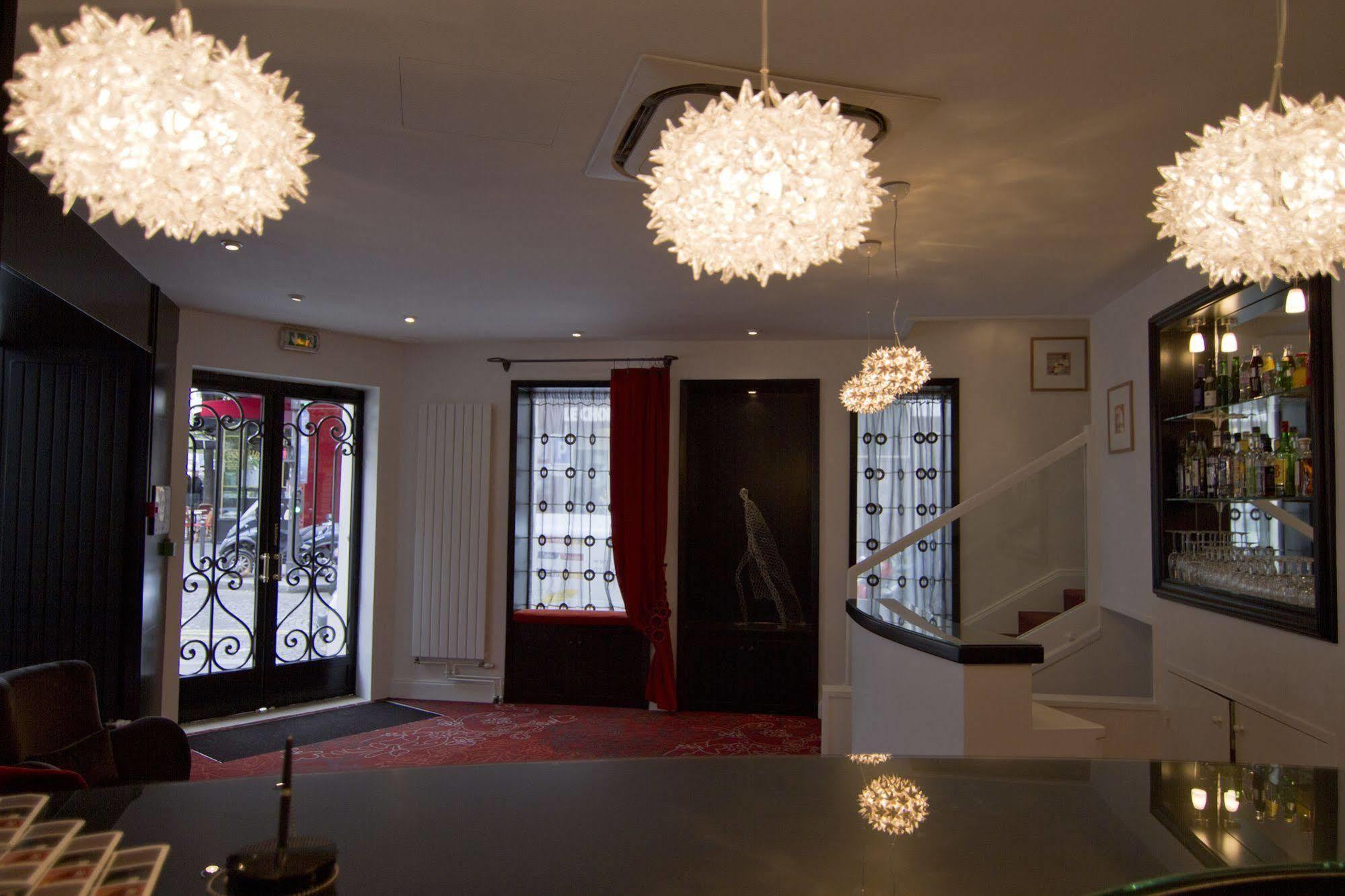 Hotel Plaza Etoile Paris