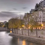 50M2 Rue Rambuteau/Pompidou/Marais/Hotel De Ville