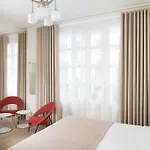Hotel Celeste Batignolles Montmartre