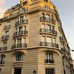Sousplex Paris Champs Elysees 70M2