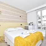 Cosy Bedroom - Tour Eiffel Champs De Mars