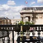 Hôtel des Grands Hommes