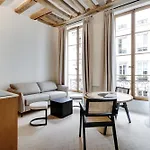 Pick A Flat\'S Apartments In Louvre - Rue Saint Honore