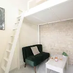 Unique Studio In Marais