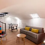 St Germain Sartre ChicSuites
