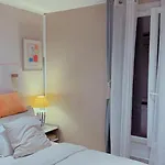 Cozy Paris Apartment