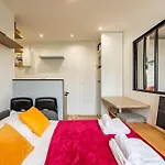 Cozy 1-Bedroom Apartment With All Amenties In Montmartre