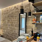 Studios Clouet-Paris Centre- Xve!
