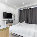 Lemercier Batignolles Cosy Studio 2P