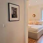 Appartement De Charme Dans Les Batignolles