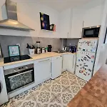 Appartement De Charme Dans Les Batignolles