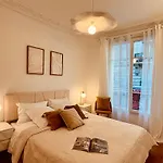 Paris Moments, Your Moments