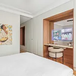 Magnificent Flat - 2Br-6P - Champs Elysees