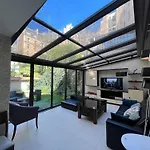 Garden Flat In Paris 16
