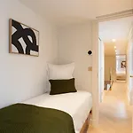 Maison Galante\'S Apartments With Services In Louvre - Rue Des Dechargeurs
